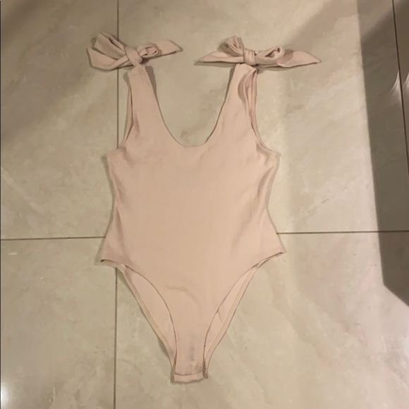 Nude bodysuit with bows 🎀 - Picture 1 of 3
